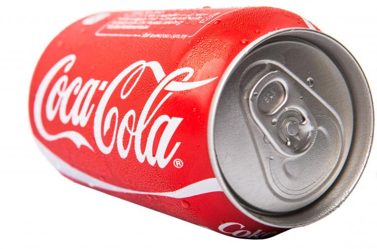 Une canette de coca cola