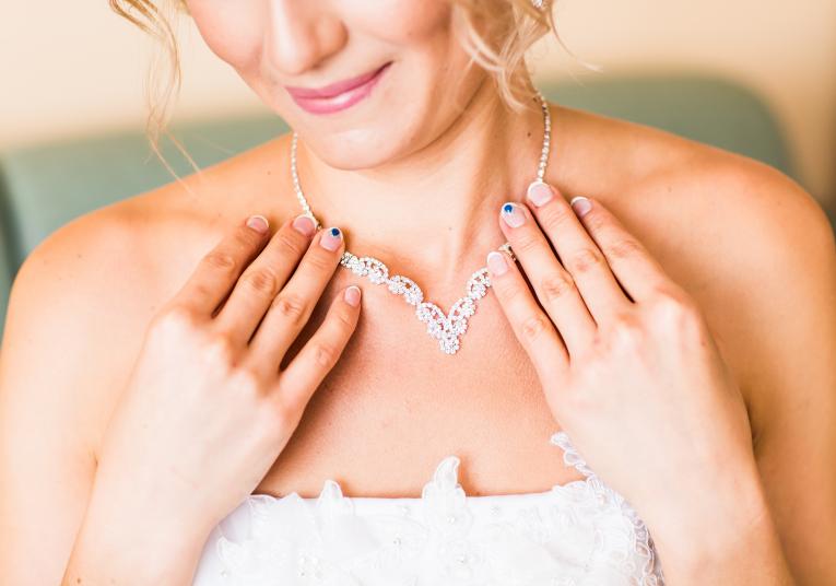 Vente de bijoux à Maty