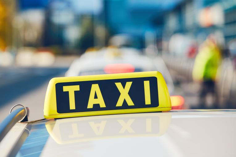 Contacter le service client pour émettre vos réserves sur Taxi G7
