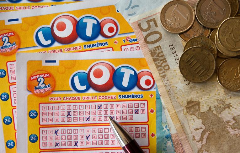 Jouez au Loto.