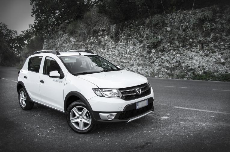 Voiture de la marque Dacia