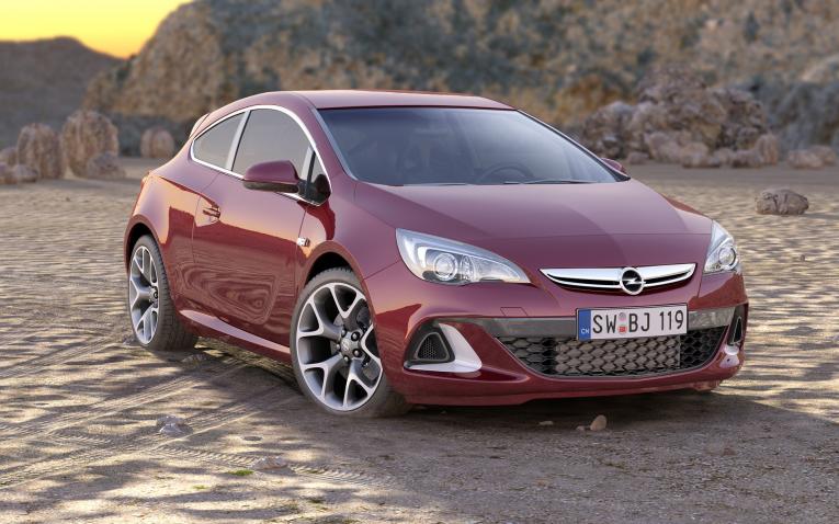 Voiture de marque Opel