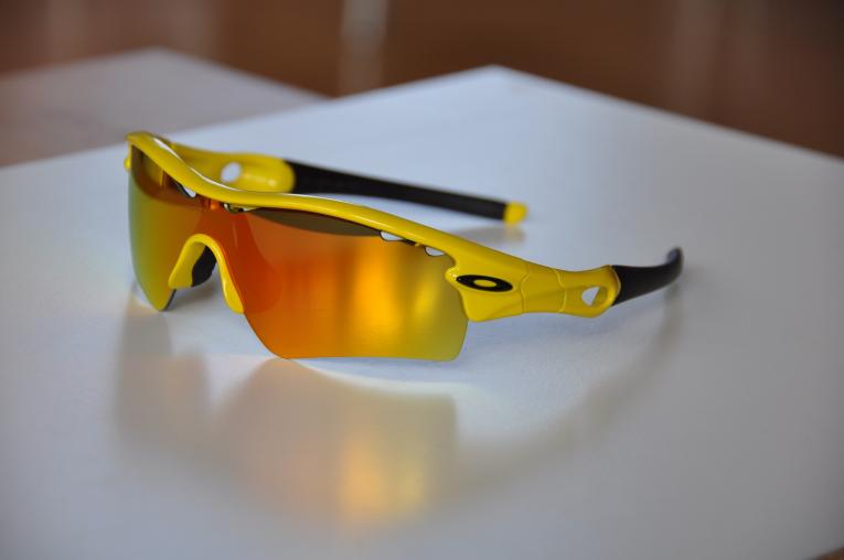 Lunettes de soleil de la marque Oakley