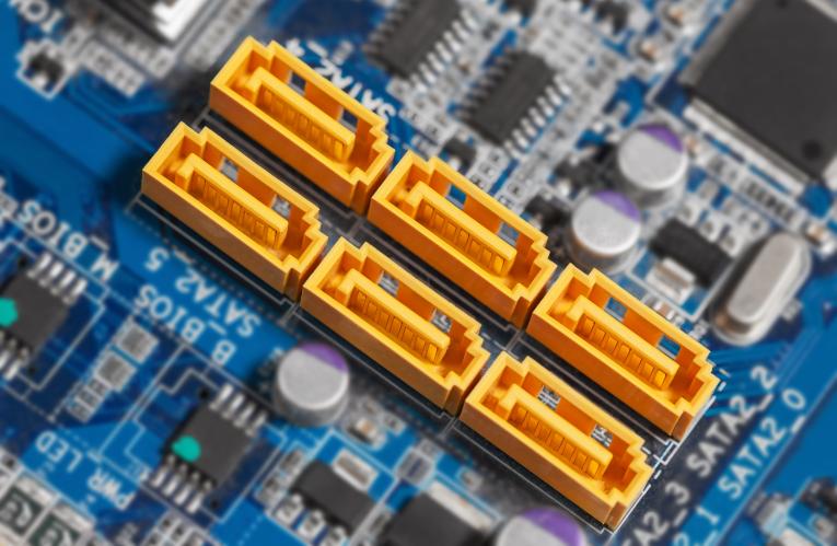 Systèmes électroniques et connecteurs de la société ACS