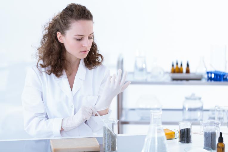 Laboratoires cosmétiques de Decoriat Estelle