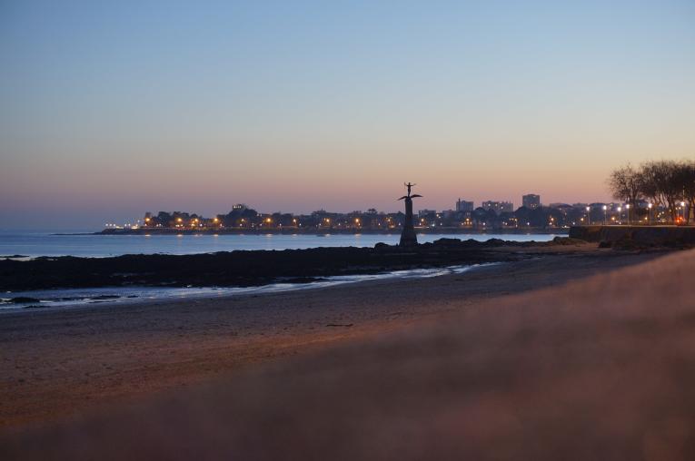 Monument et vue sur la ville de Saint Nazaire
