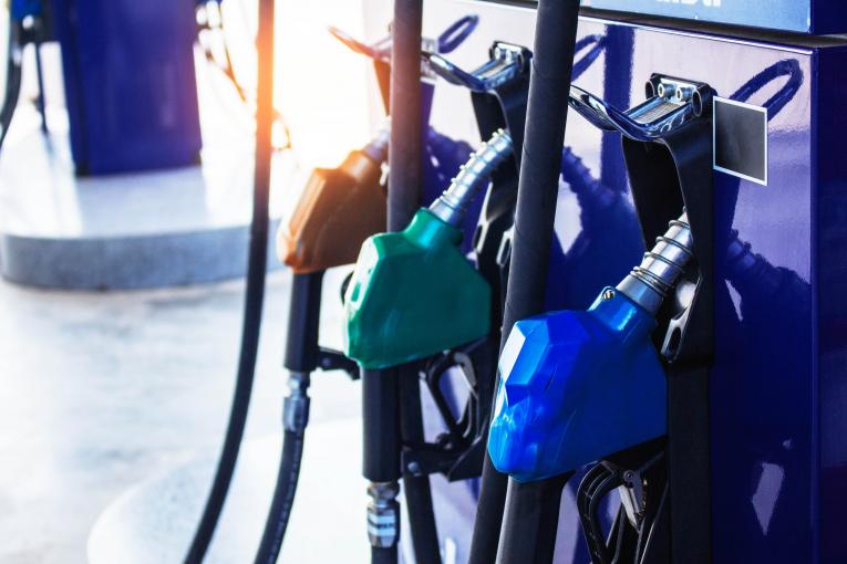 Dérivés pétroliers de la société Brétéché
