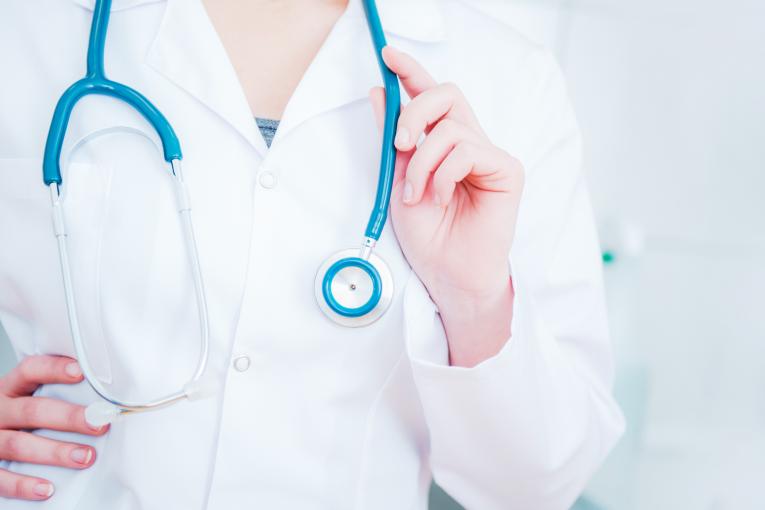 Contact téléphonique avec un médecin de garde