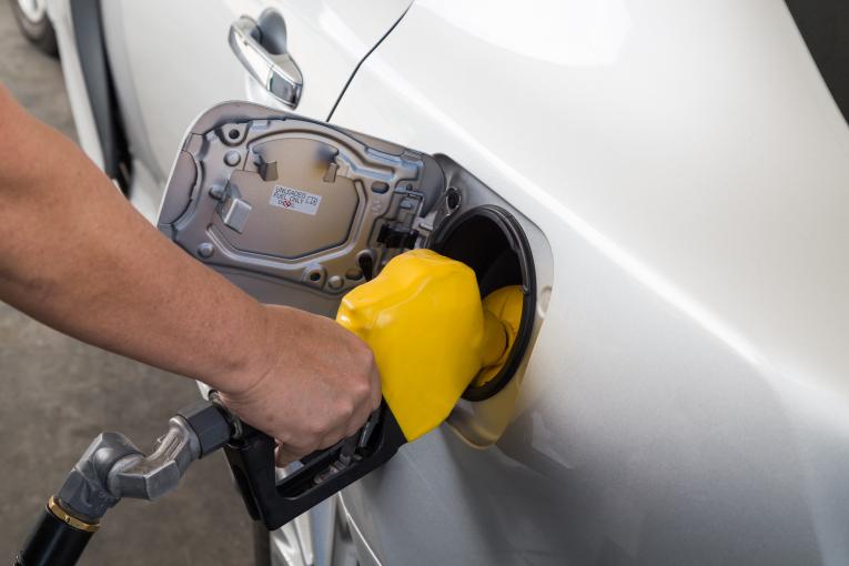 Distribution de carburant de AS24