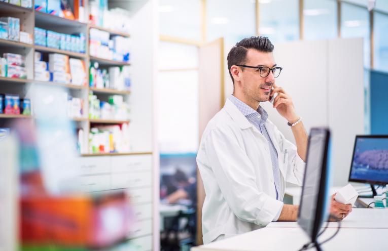 Groupe CSP, services aux professionnels de la pharmacie