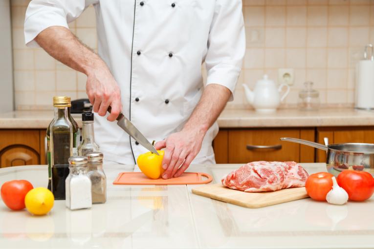 Équipement de cuisine professionnel de la société De Buyer